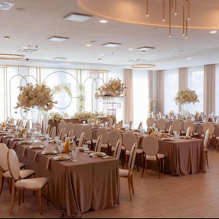 Hotel Kristoff Łaszków Extérieur photo