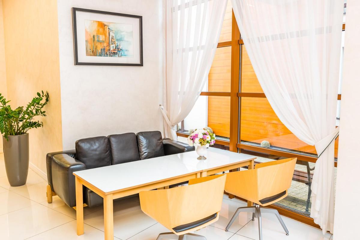 Hotel Kristoff Łaszków Extérieur photo
