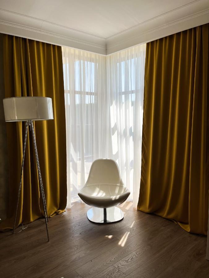 Hotel Kristoff Łaszków Extérieur photo