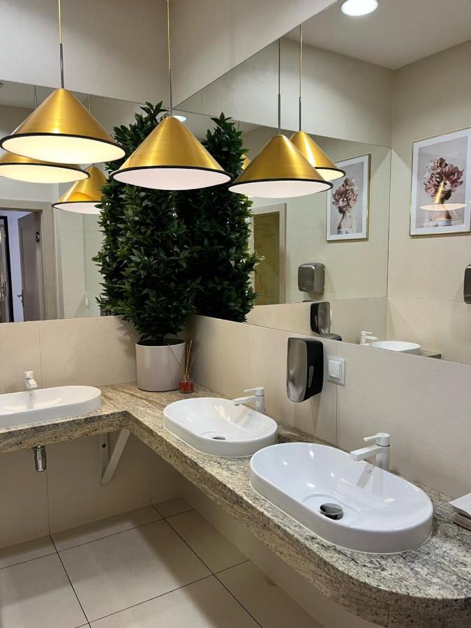 Hotel Kristoff Łaszków Extérieur photo